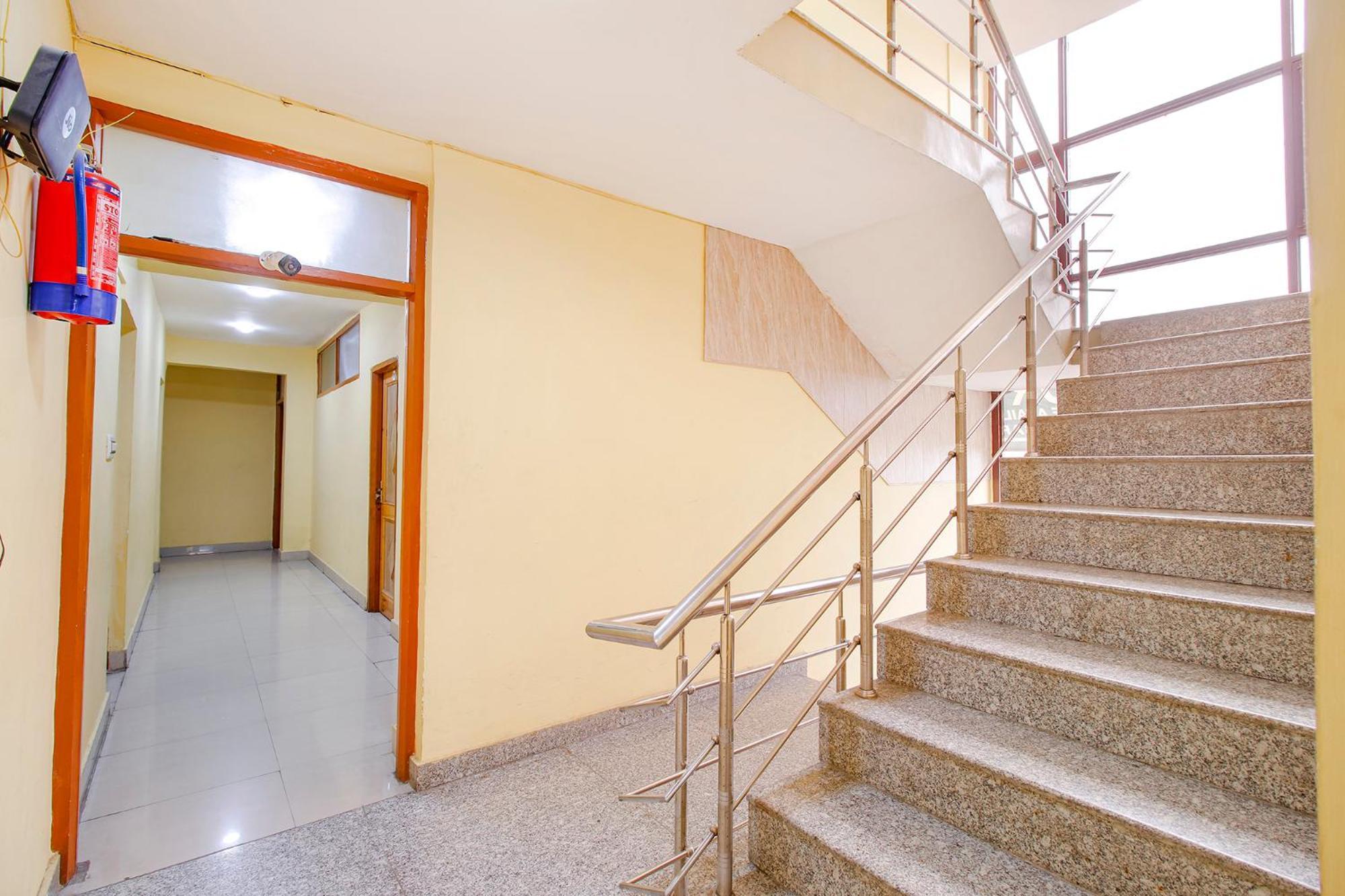 Fabhotel Grand Comforts Haidarpur Экстерьер фото