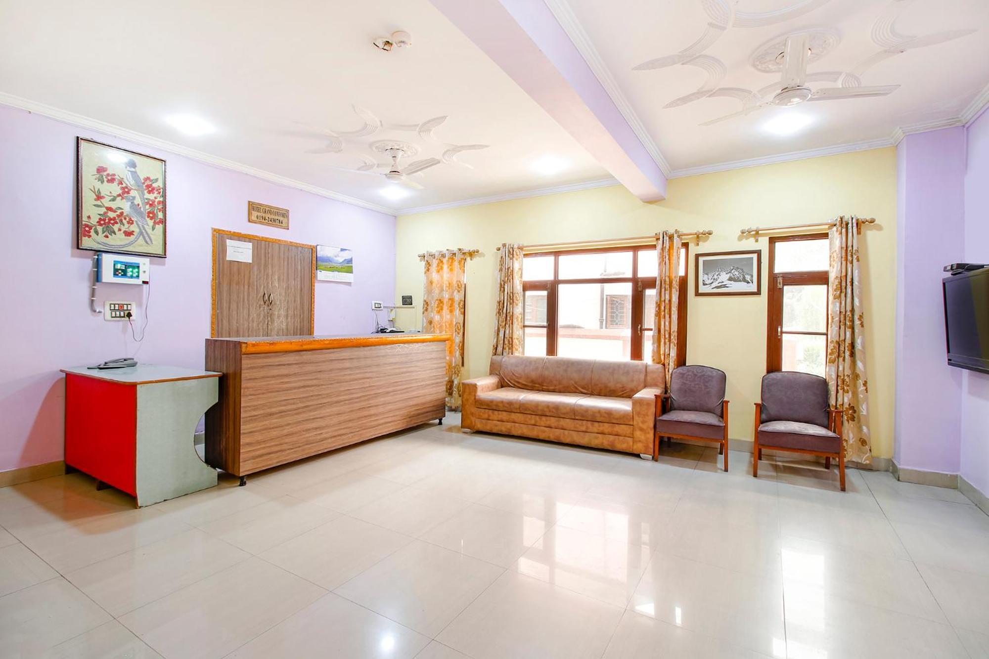 Fabhotel Grand Comforts Haidarpur Экстерьер фото
