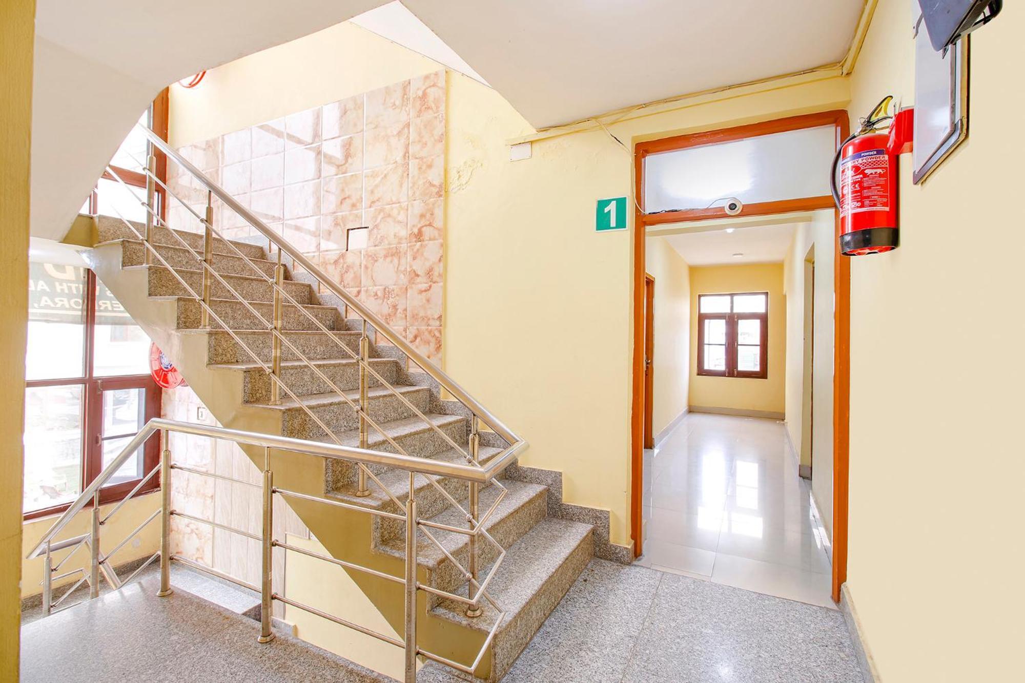 Fabhotel Grand Comforts Haidarpur Экстерьер фото