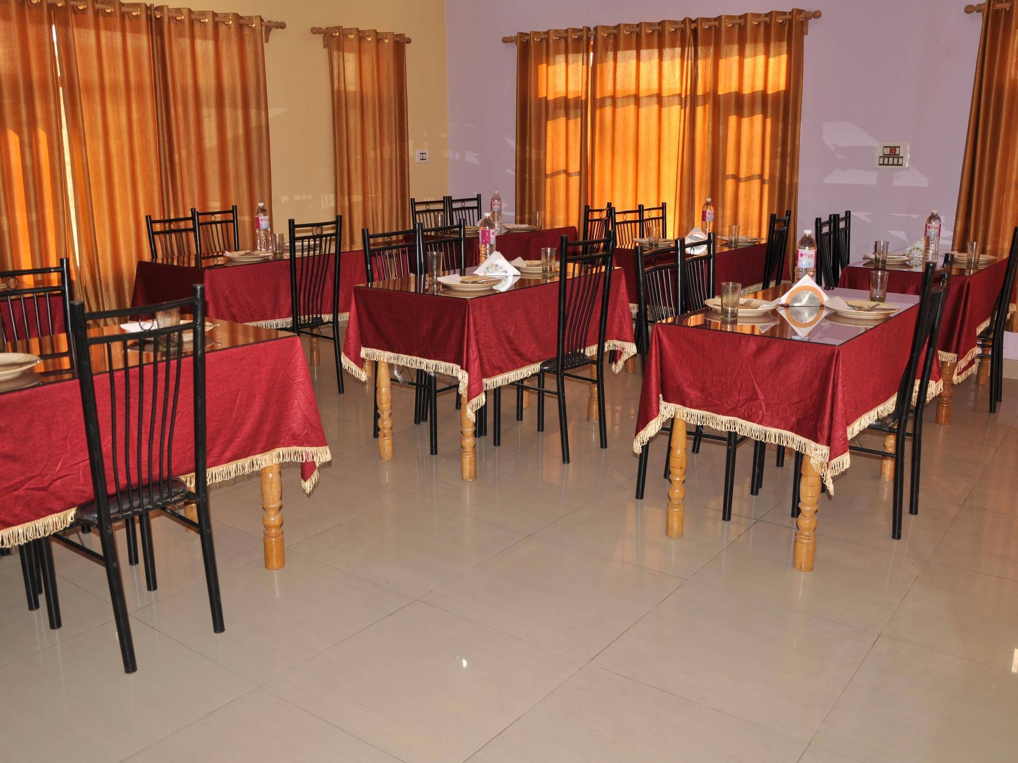 Fabhotel Grand Comforts Haidarpur Экстерьер фото
